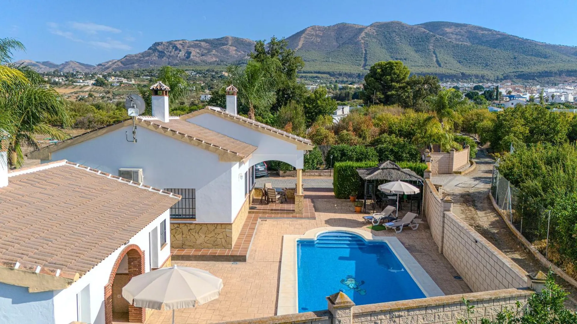 Séjour à la campagne Casa Rural Tipica Andaluza, Wifi,Piscina, Barbacoa, Aire Acondicionado, 5Min Centros Alhaurín el Grande