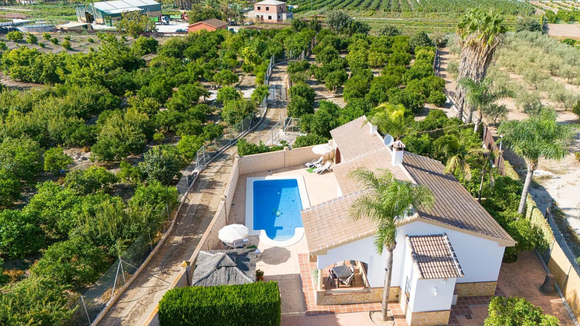 Casa Rural Tipica Andaluza, Wifi,Piscina, Barbacoa, Aire Acondicionado, 5Min Centros Alhaurín el Grande 0*,  Espagne