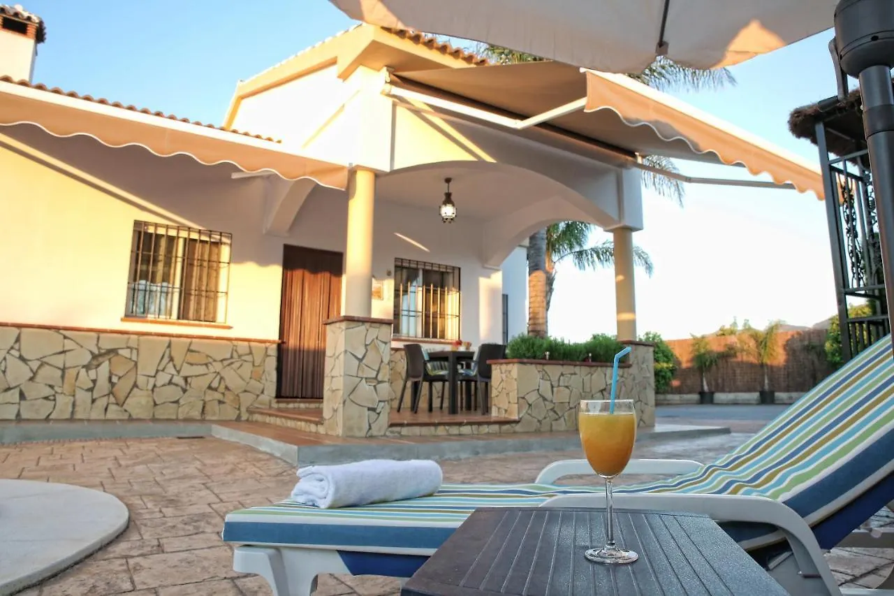 Casa Rural Tipica Andaluza, Wifi,Piscina, Barbacoa, Aire Acondicionado, 5Min Centros Alhaurín el Grande Séjour à la campagne