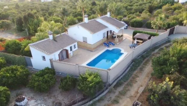 Casa Rural Tipica Andaluza, Wifi,Piscina, Barbacoa, Aire Acondicionado, 5Min Centros Alhaurín el Grande Séjour à la campagne